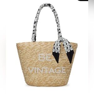 NWOT Alive Bag in white by Vintage Havana. Beige Crochet Tote with Be Vintage.
